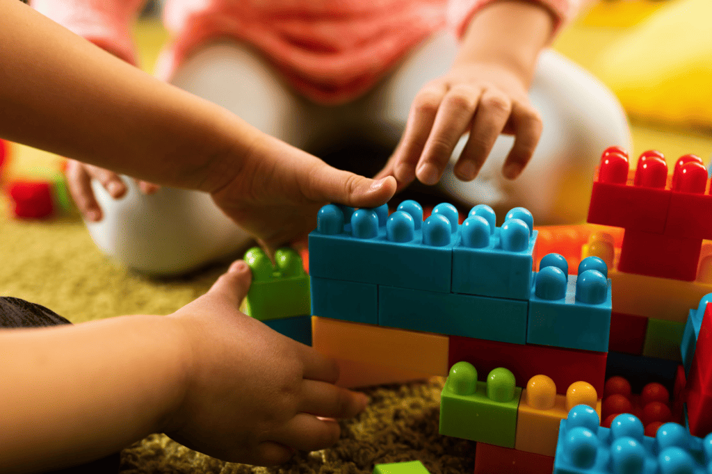 Young children's creativity and imagination skills: Building blocks 